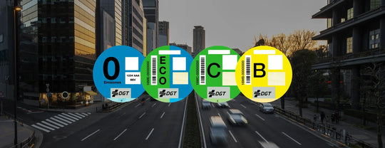 Etiquetas ambientales DGT 2026: todo lo que cambiará en la clasificación de vehículos